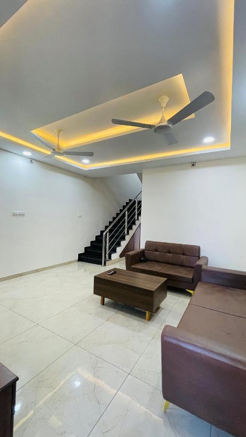 Luxurious 3 Bhk Villa In Bhuj - Shivani Homestay Ngoại thất bức ảnh